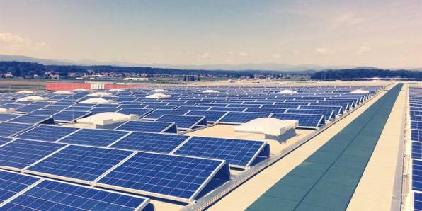 PV-Anlage auf dem Dach des Logistikzentrums in Wundschuh